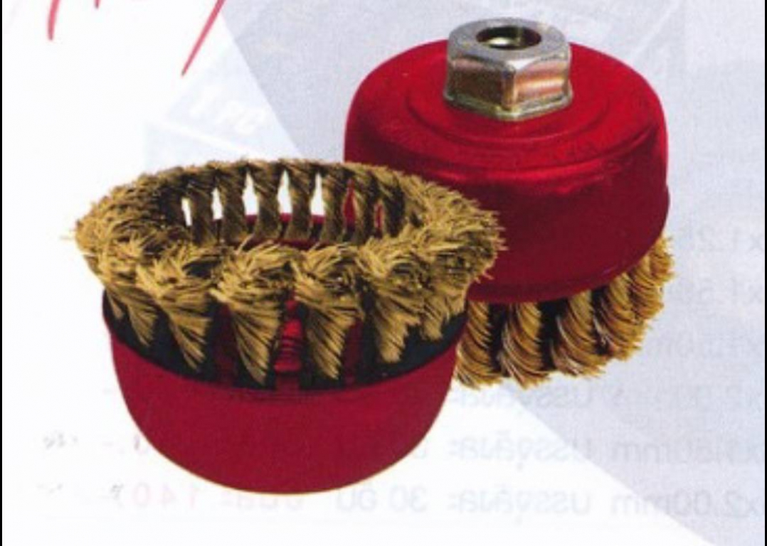 แปรงลวดถ้วย แบเปีย  ลวดสีทอง ฝาครอบแดง NO.KT-111 แปรงลวดถ้วย แบเปีย  ลวดสีทอง ฝาครอบแดง NO.KT-111