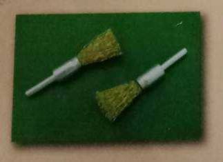 แปรงลวดพู่กัน ชุบทองเหลือง ตราเสือ แกน 1/4\ แปรงลวดพู่กัน ชุบทองเหลือง ตราเสือ แกน 1/4\