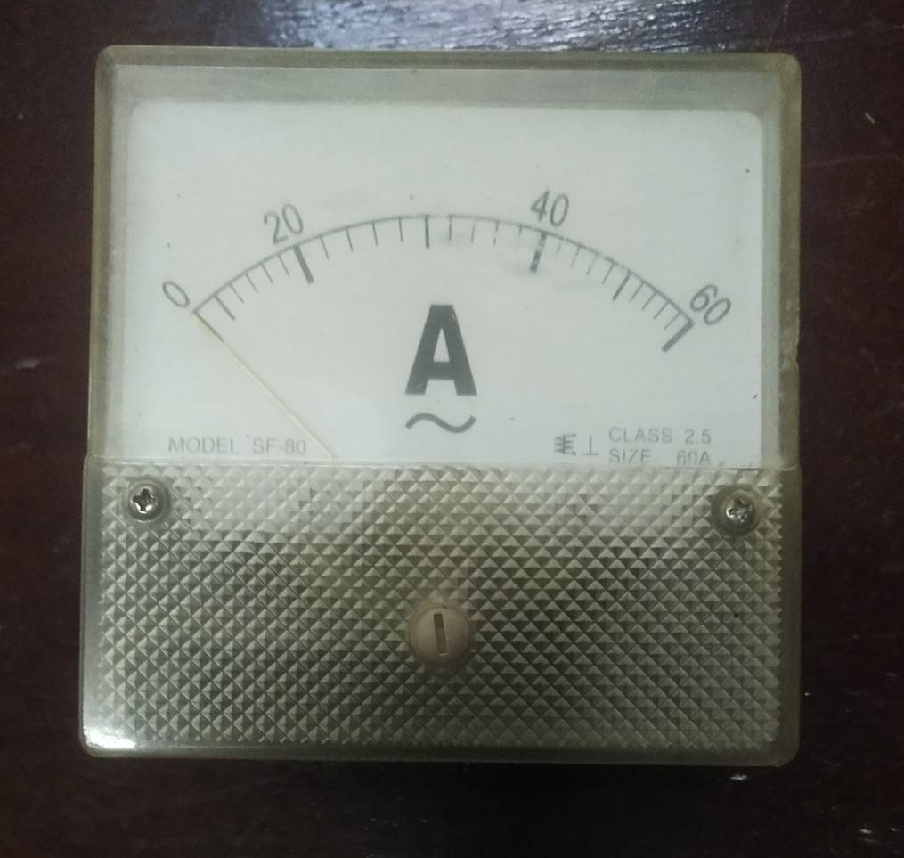 เกจ์ตู้ชาร์จ ใช้กับ 60A 60V ล้อเข็น เกจ์ตู้ชาร์จ ใช้กับ 60A 60V ล้อเข็น