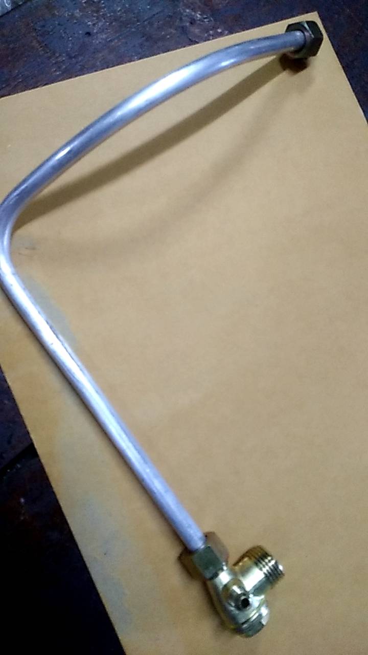 เช็ควาล์วปั๊มลมโรตารี่5ตา พร้อมท่อ เช็ควาล์วปั๊มลมโรตารี่5ตา พร้อมท่อ