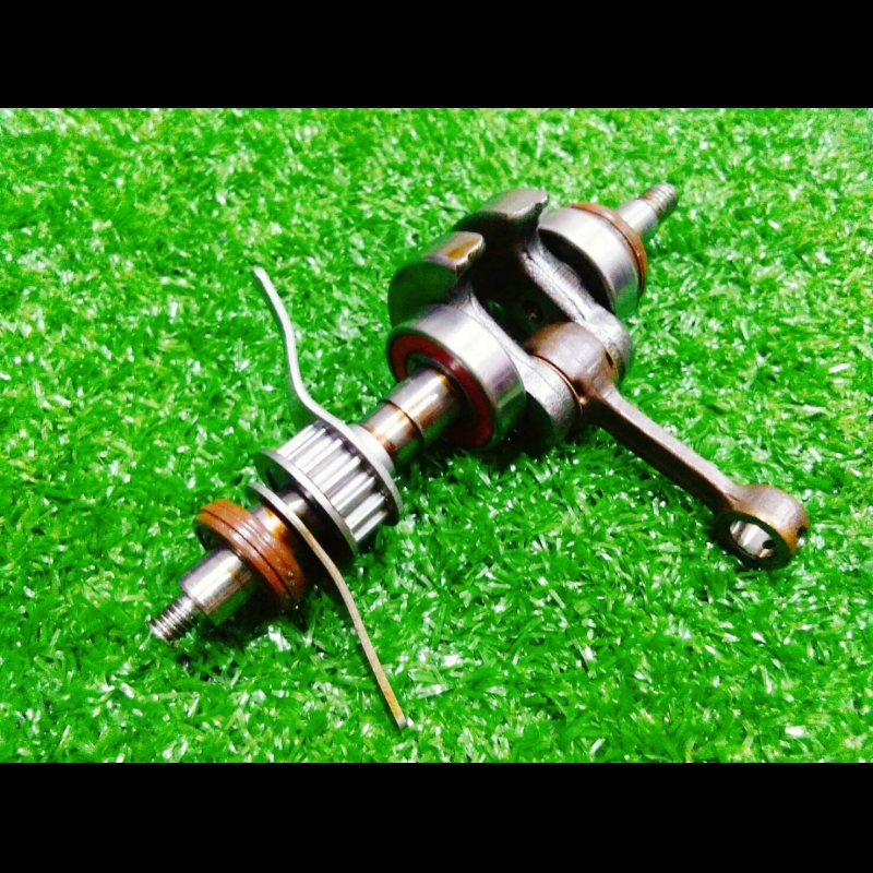 ชุดข้อเหวี่ยง+ก้าน เครื่องพ่นยา4จังหวะ HE-768 ชุดข้อเหวี่ยง+ก้าน เครื่องพ่นยา4จังหวะ HE-768