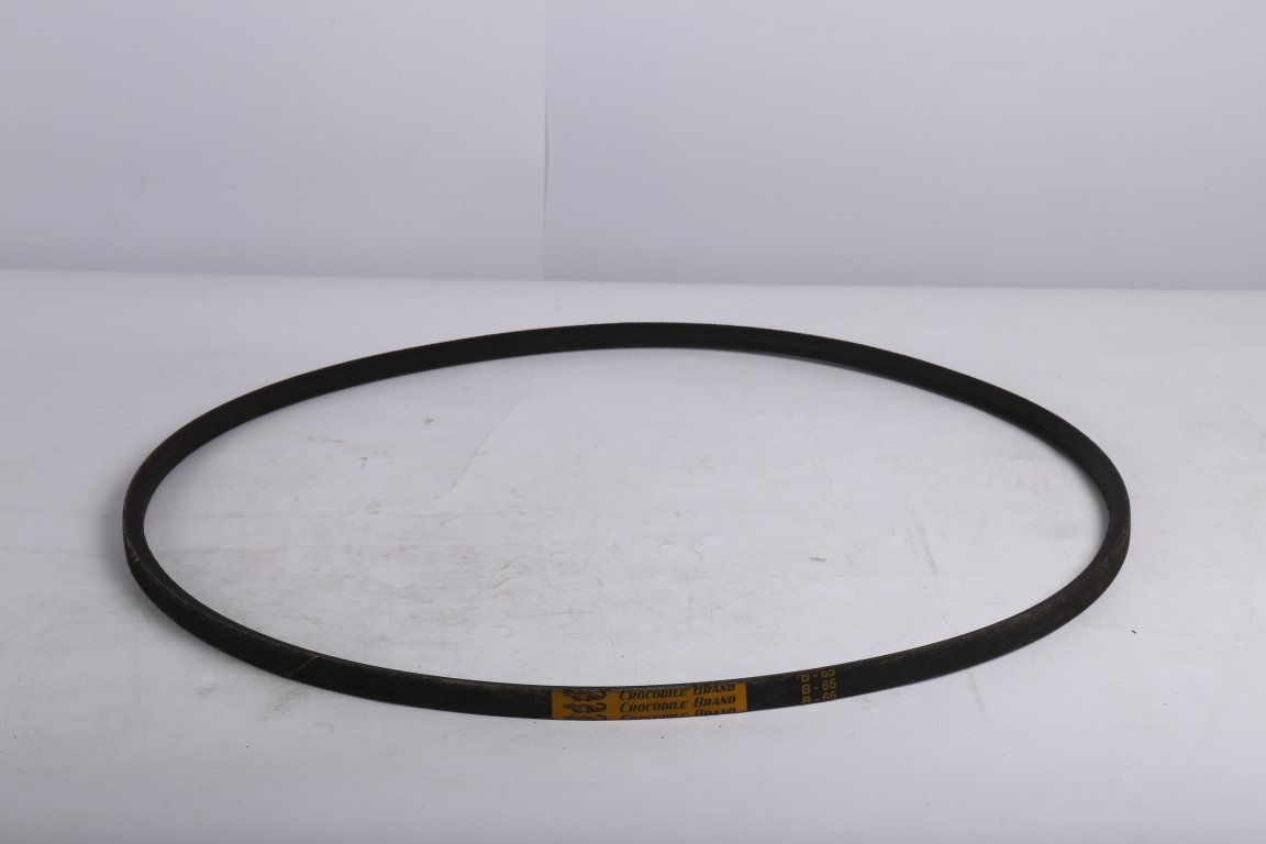 สายพานร่อง B ราคาต่อ 1 เส้น ตราจรเข้ Crocodile brand มีเบอร์ 30 ถึง 200 สายพานร่อง B ราคาต่อ 1 เส้น ตราจรเข้ Crocodile brand มีเบอร์ 30 ถึง 200