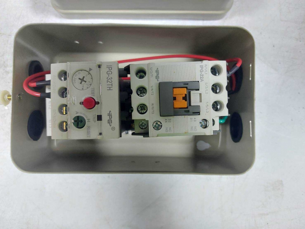IPG 9B 380V ๒๑๐๖๑๑ 1 IPG 9B 380V ๒๑๐๖๑๑ 1