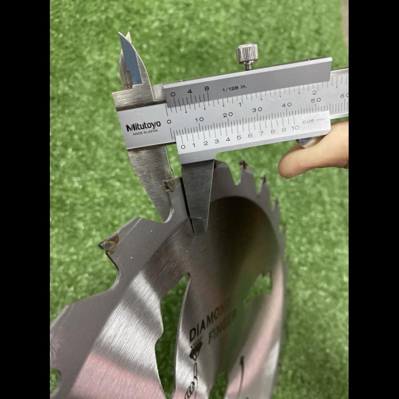 ใบวงเดือน 10นิ้ว 24ฟัน+2 ใบวงเดือน 10นิ้ว 24ฟัน+2